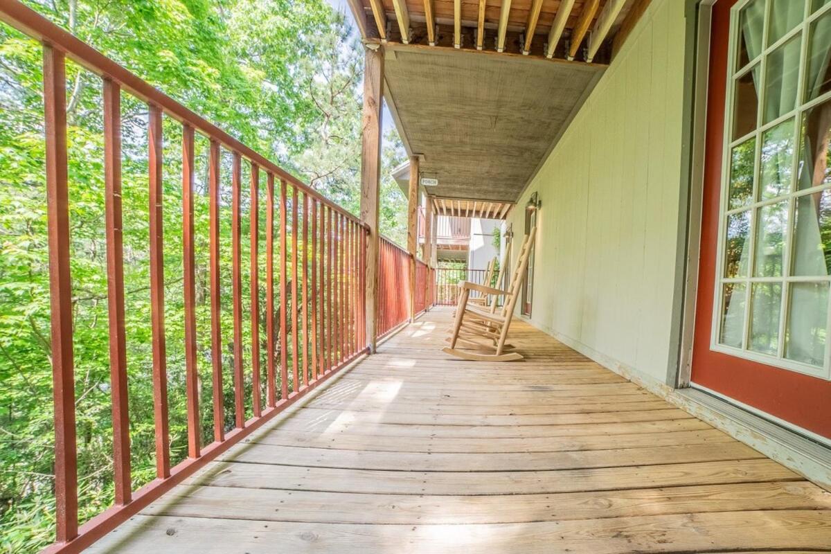 Cabin C In The Gatlinburg Art & Craft Community Exterior foto